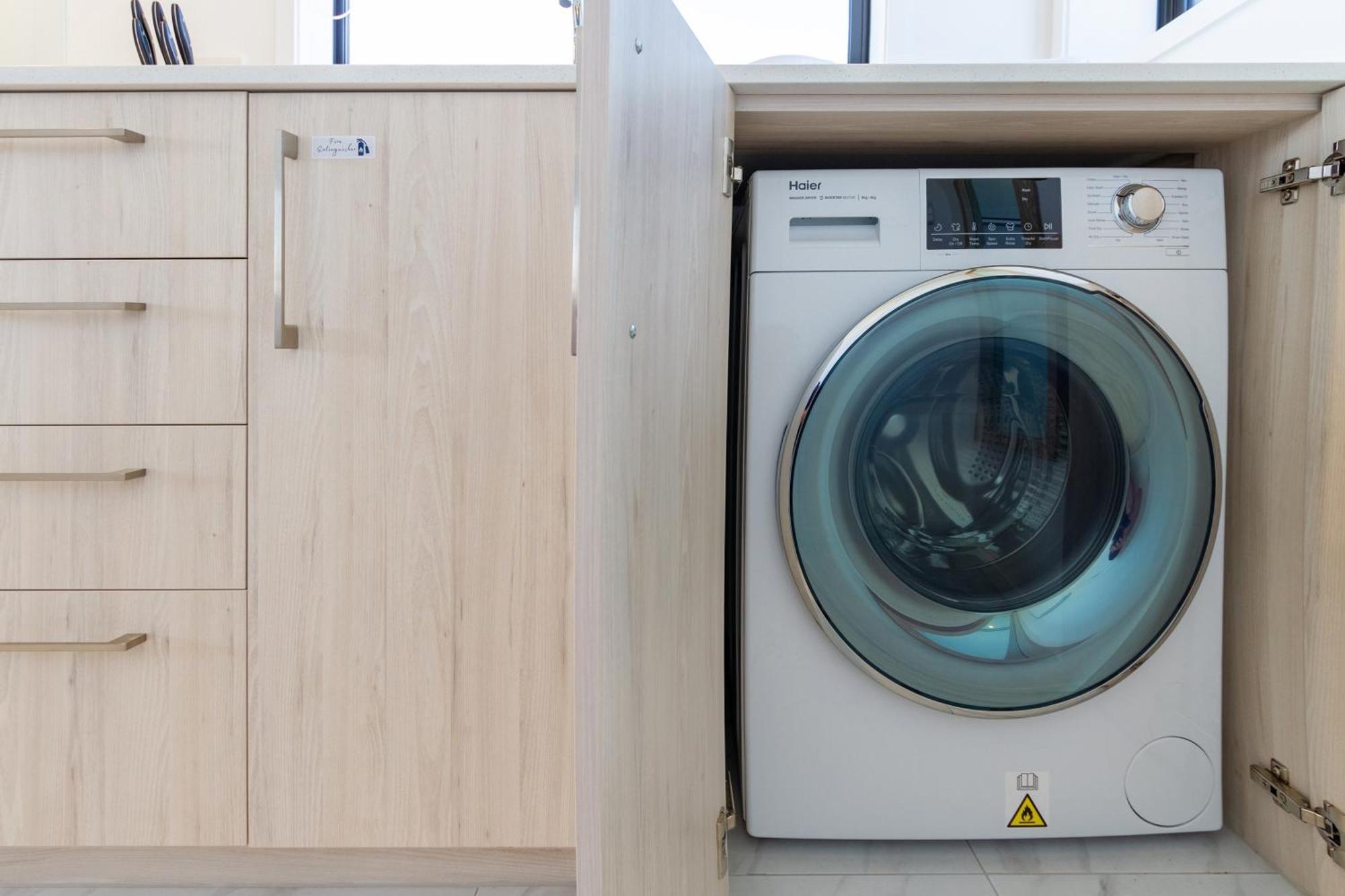 Studio Bliss: Explore From Wilmer St Christchurch Exterior foto