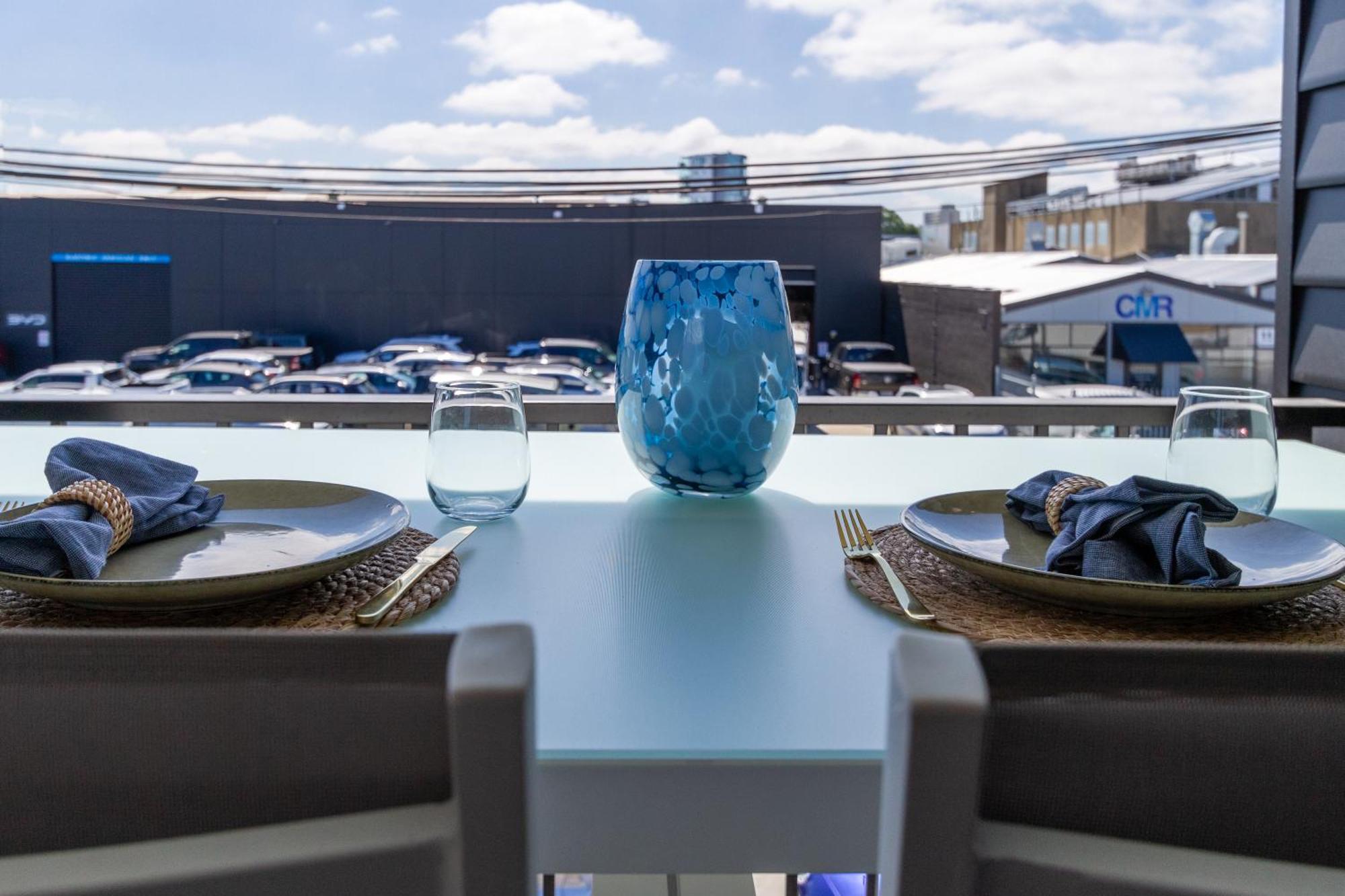 Studio Bliss: Explore From Wilmer St Christchurch Exterior foto