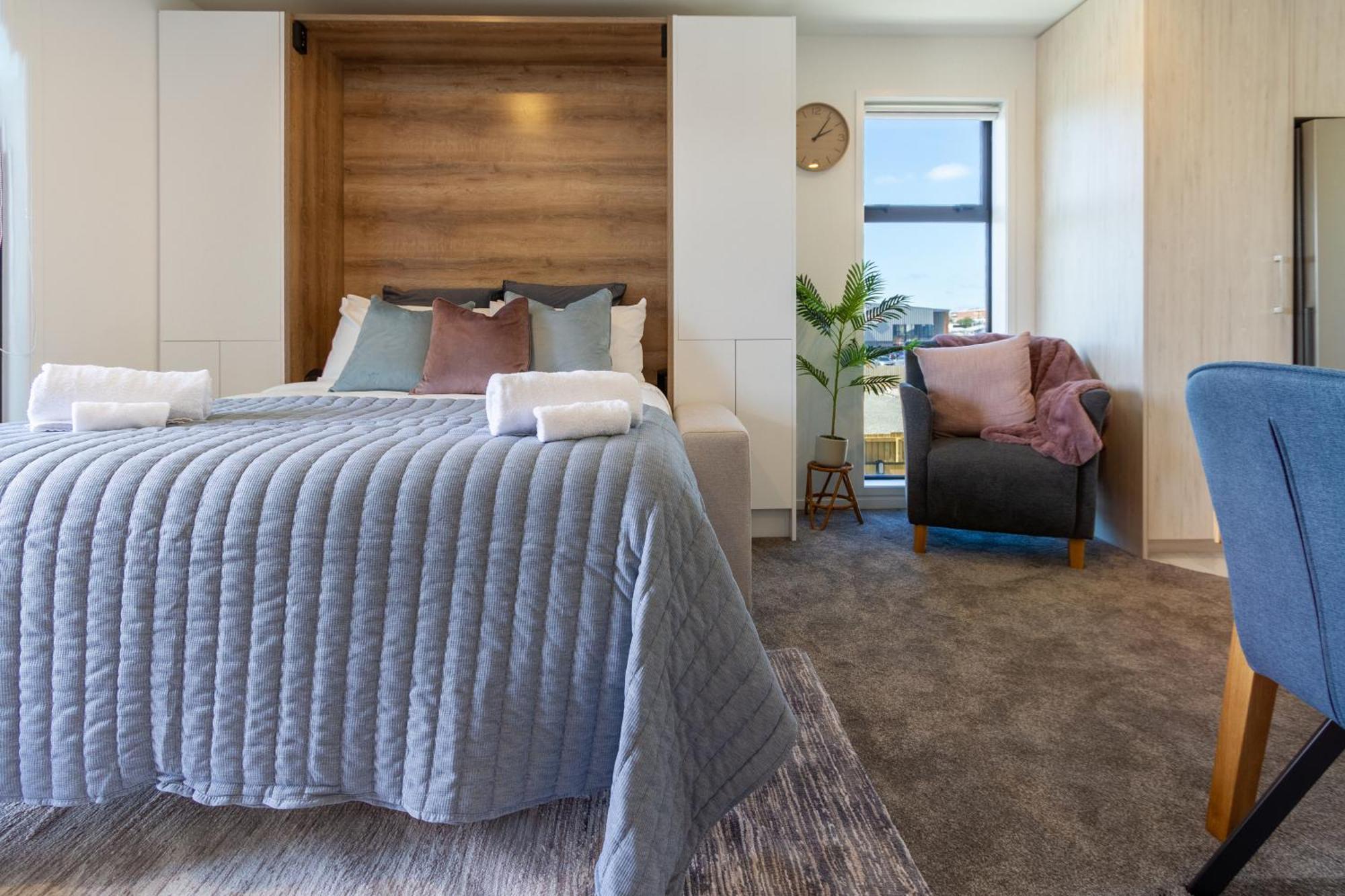 Studio Bliss: Explore From Wilmer St Christchurch Exterior foto