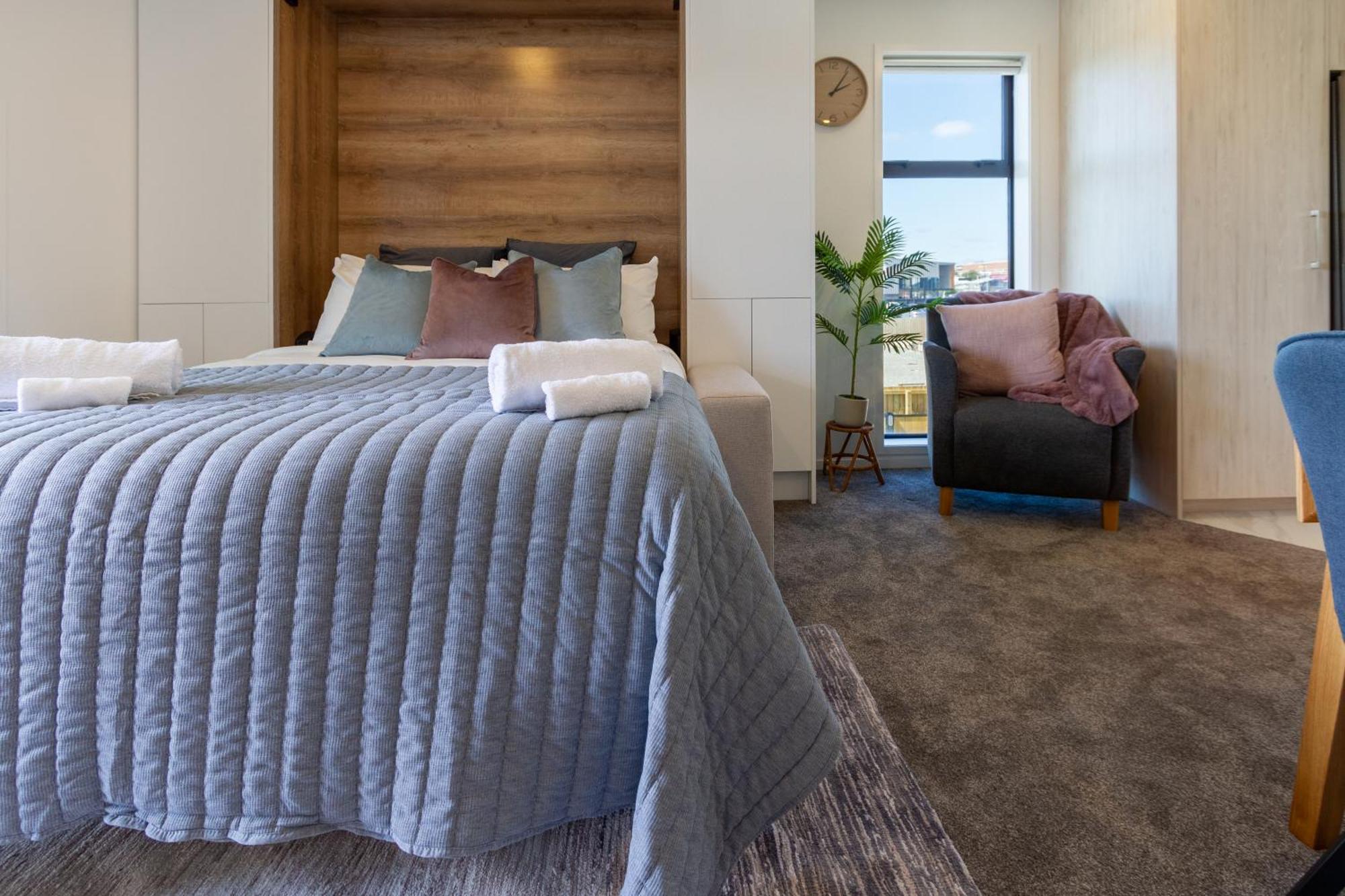 Studio Bliss: Explore From Wilmer St Christchurch Exterior foto